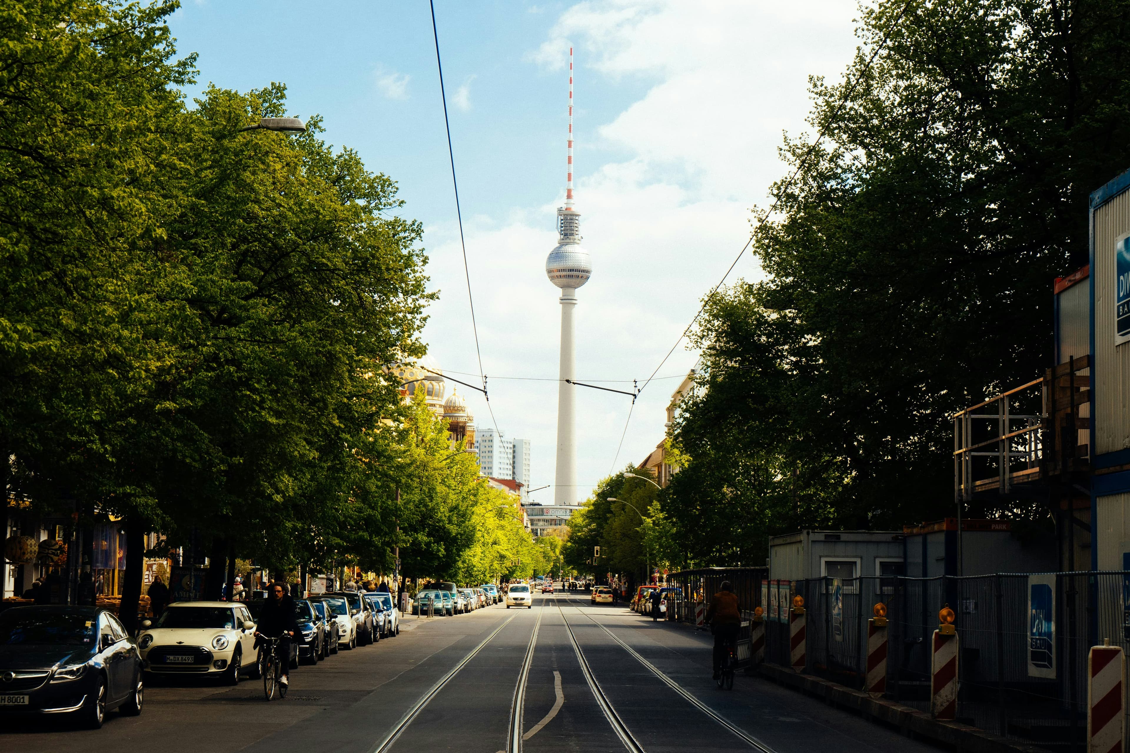 AOSFJ - Sometimes I take my camera with me. Explore my adventures and license free images.